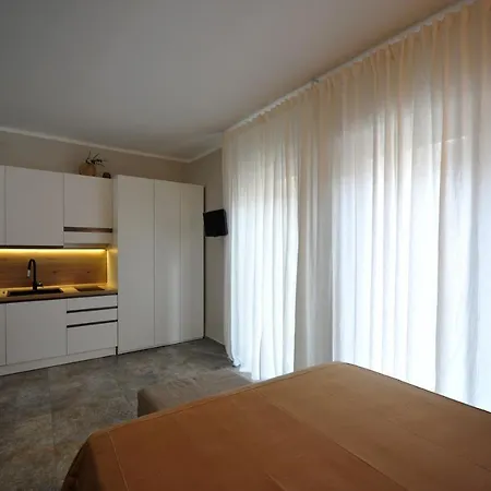 Suite107 Daire Bari