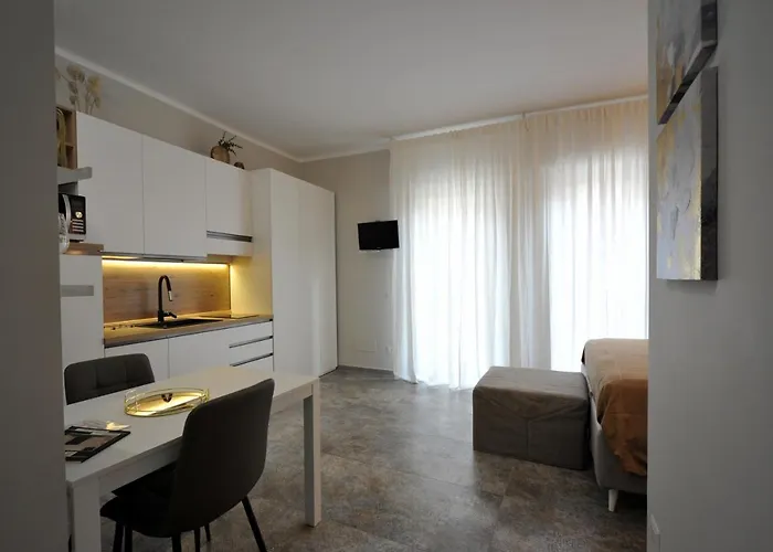 アパート Suite107 *